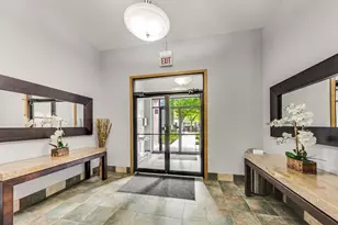 2032 W Division St, Chicago, IL 60622 - Photo 2