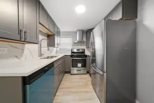 2442 Highland Ave, Berwyn, IL 60402 - Photo 4