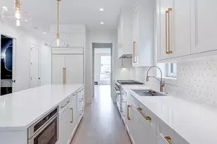 2026 N Orleans St, Chicago, IL 60614 - Photo 6