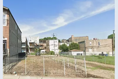 1112 S Albany Avenue, Chicago, IL 60612 - Photo 1