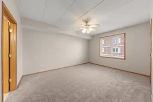 7912 Trinity Cir, Tinley Park, IL 60487 - Photo 8