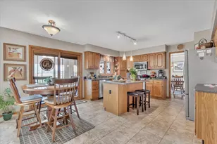 5406 20th Ave Ct, Moline, IL 61265 - Photo 18