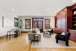 2537 N Bernard St, Chicago, IL 60647 - Photo 10