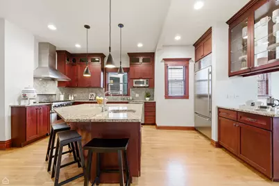 2537 N Bernard Street, Chicago, IL 60647 - Photo 8