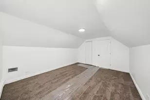 6849 S Keeler Ave, Chicago, IL 60629 - Photo 14