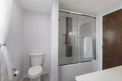 911 E Burr Oak Drive, Arlington Heights, IL 60004 - Photo 12