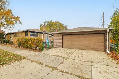 7501 East Prairie Road, Skokie, IL 60076 - Photo 34