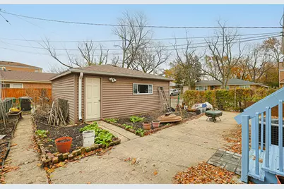 7501 East Prairie Road, Skokie, IL 60076 - Photo 36