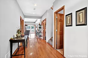 5012 W Lake Shore Dr, Wonder Lake, IL 60097 - Photo 6