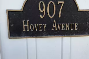 907 W Hovey Ave, Normal, IL 61761 - Photo 2