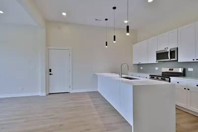 7518 Madison Street #C, Forest Park, IL 60130 - Photo 14