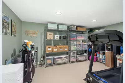 212 Woodstock Avenue, Clarendon Hills, IL 60514 - Photo 22