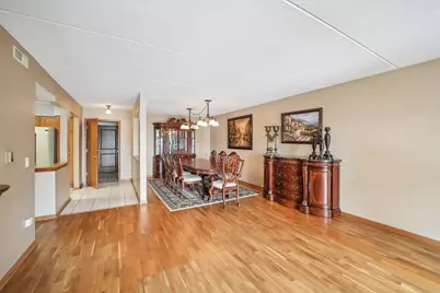 6461 W Warner Avenue #311, Chicago, IL 60634 - Photo 4