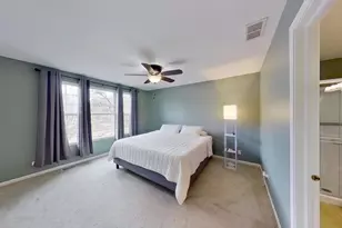 2418 Emily Ln, Elgin, IL 60124 - Photo 10