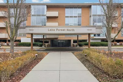 1301 N Western Avenue #307, Lake Forest, IL 60045 - Photo 2