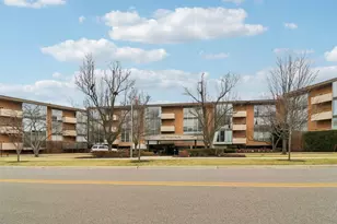 1301 N Western Ave, Lake Forest, IL 60045 - Photo 1