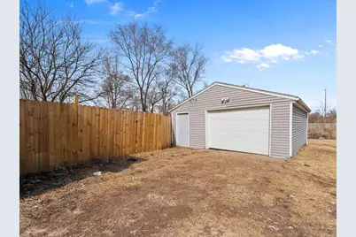 3229 66th Avenue, Moline, IL 61265 - Photo 4