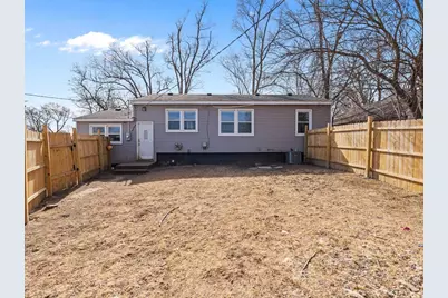 3229 66th Avenue, Moline, IL 61265 - Photo 6