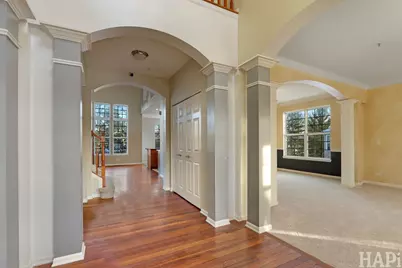 1385 Caribou Lane, Hoffman Estates, IL 60192 - Photo 2