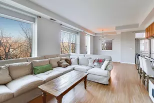 2317 W Wolfram St, Chicago, IL 60618 - Photo 2