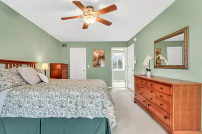 7817 Cascade Way, Gurnee, IL 60031 - Photo 24