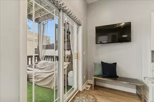 1901 W Armitage Ave, Chicago, IL 60622 - Photo 10