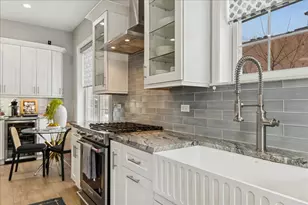 1901 W Armitage Ave, Chicago, IL 60622 - Photo 8