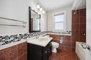 8646 Harms Rd, Skokie, IL 60077 - Photo 10