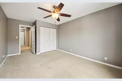 808 Old Checker Road, Buffalo Grove, IL 60089 - Photo 18