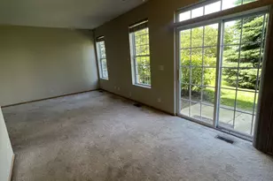 160 Concord Dr S, Oswego, IL 60543 - Photo 8