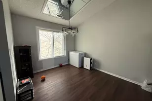 1172 Hill Crest Dr, Carol Stream, IL 60188 - Photo 6