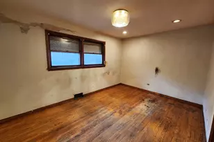 143 E 119th St, Chicago, IL 60628 - Photo 12