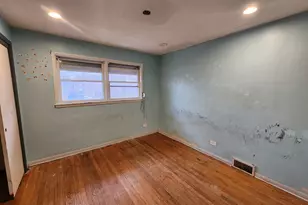 143 E 119th St, Chicago, IL 60628 - Photo 10