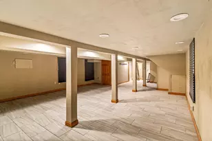 10524 S Lasalle St, Chicago, IL 60628 - Photo 22