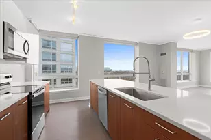 1901 S Calumet Ave, Chicago, IL 60616 - Photo 8