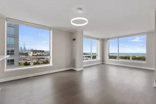 1901 S Calumet Ave, Chicago, IL 60616 - Photo 2