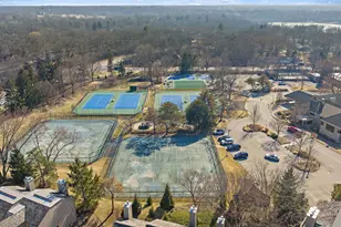 814 Oak Hill Rd, Lake Barrington, IL 60010 - Photo 58