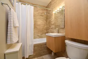 1730 W Foster Ave, Chicago, IL 60640 - Photo 16