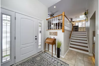 1926 Cheshire Lane, Wheaton, IL 60189 - Photo 2