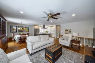 1926 Cheshire Ln, Wheaton, IL 60189 - Photo 4