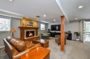 1926 Cheshire Ln, Wheaton, IL 60189 - Photo 14