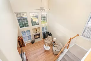 8 Lily Ct, Bolingbrook, IL 60440 - Photo 10