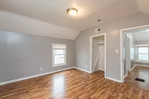 205 S Park Ave, Waukegan, IL 60085 - Photo 16