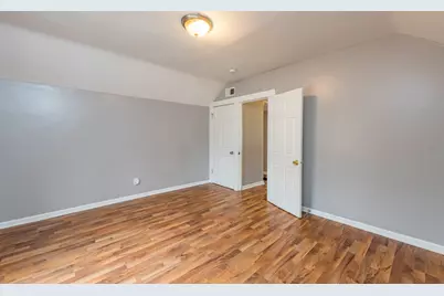 205 S Park Avenue, Waukegan, IL 60085 - Photo 18