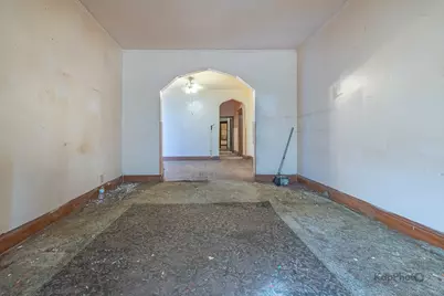 1512 S Sawyer Avenue, Chicago, IL 60623 - Photo 16