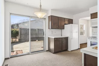 166 E Cunningham Drive, Palatine, IL 60067 - Photo 2