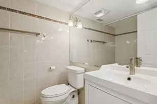 8225 N Niles Center Road N, Skokie, IL 60077 - Photo 20