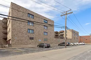 8225 N Niles Center Road N, Skokie, IL 60077 - Photo 28