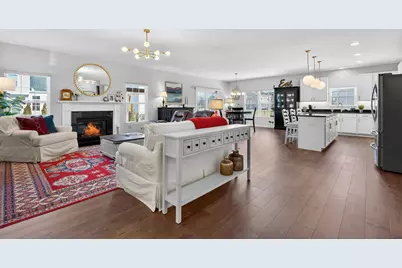 429 Fairway Lane, Sycamore, IL 60178 - Photo 2