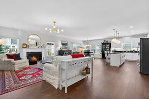 429 Fairway Ln, Sycamore, IL 60178 - Photo 2